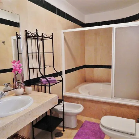 Lovely El Duque أذيخي