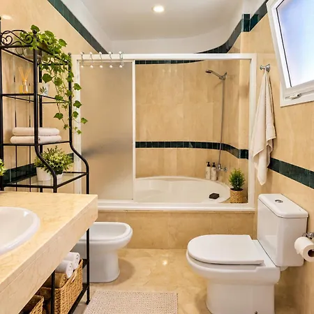 Apartment Lovely El Duque *