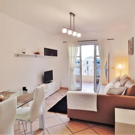 Apartment Lovely El Duque *